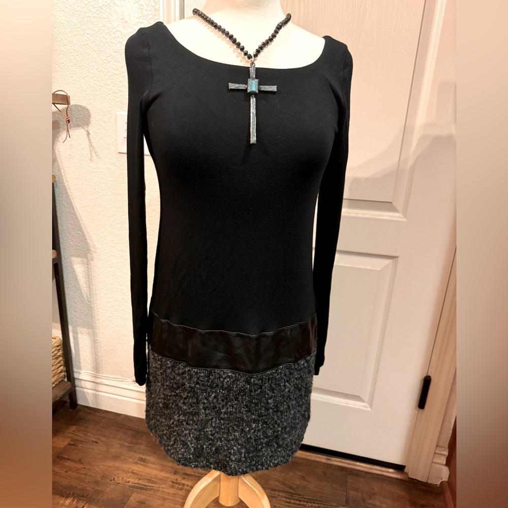 Bailey 44 tweed and faux leather dress. Size medium